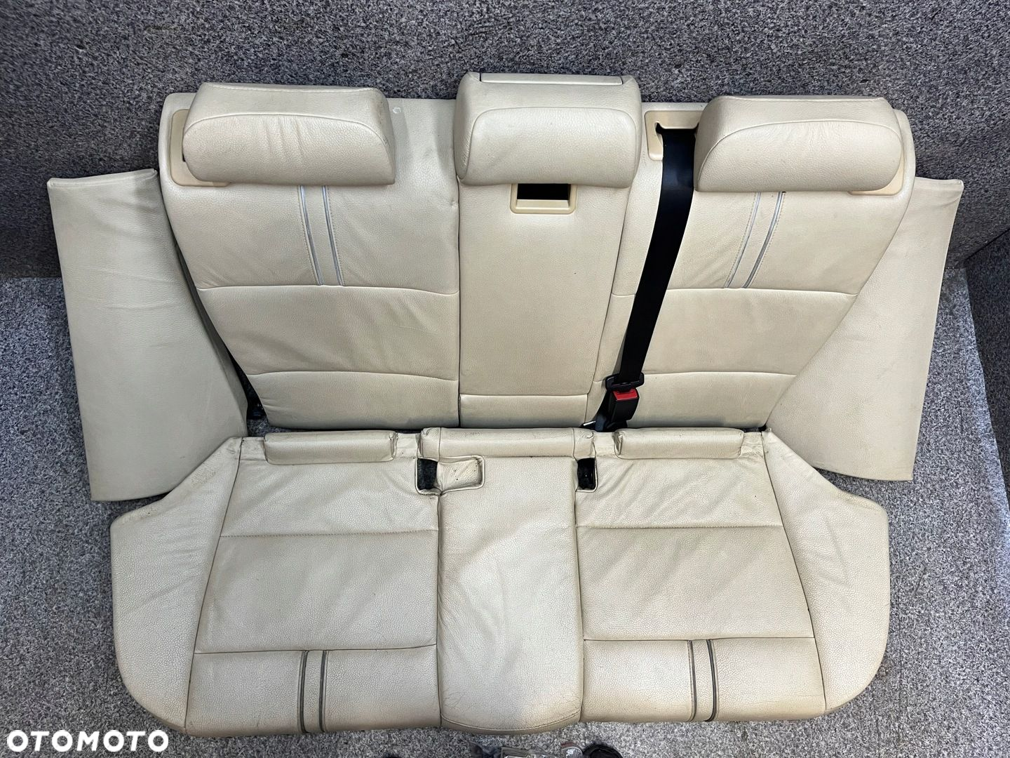 Kanapa tylna podlokietnik cupholder tyl skora bezowa LADNA BMW X3 E83 ORG - 2