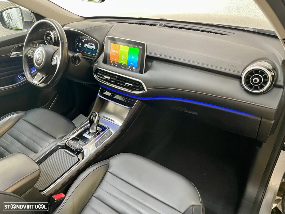 MG EHS 1.5 T-GDI Plug-in Hybrid Luxury - 27