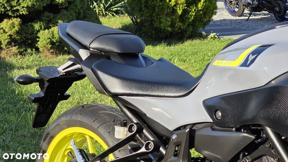 Yamaha MT - 20