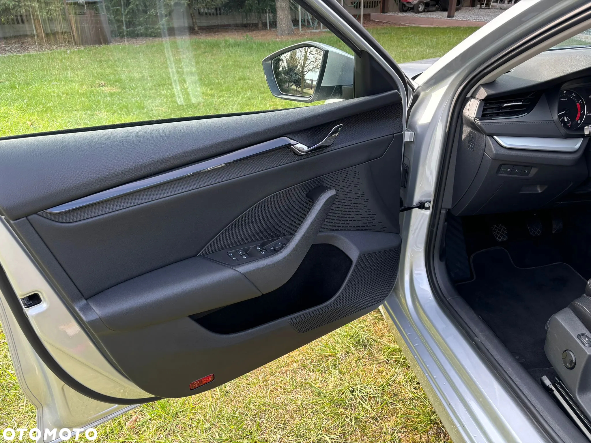 Skoda Octavia 1.5 TSI Business - 17