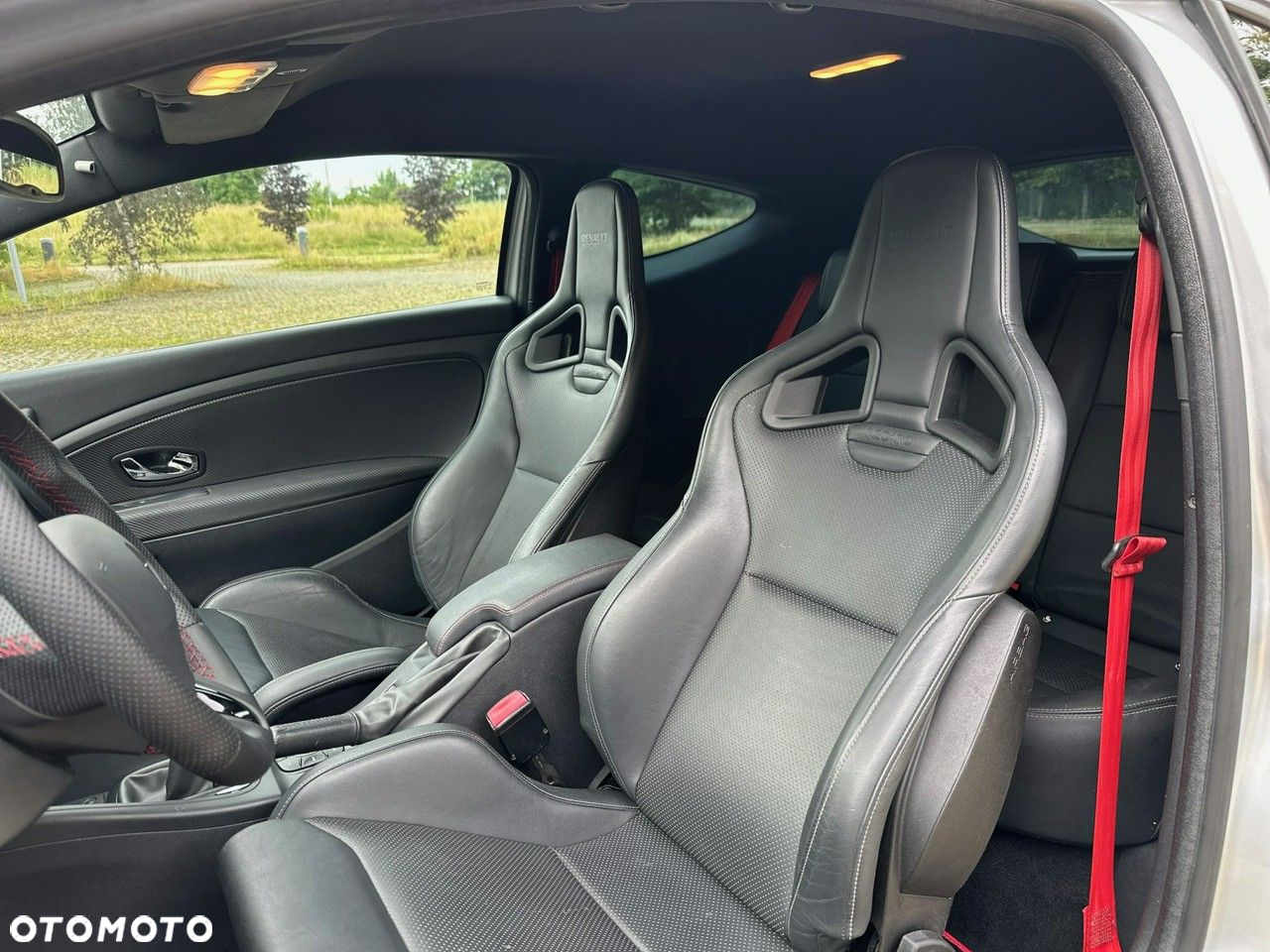 Renault Megane TCe 250 Coupe Sport - 16