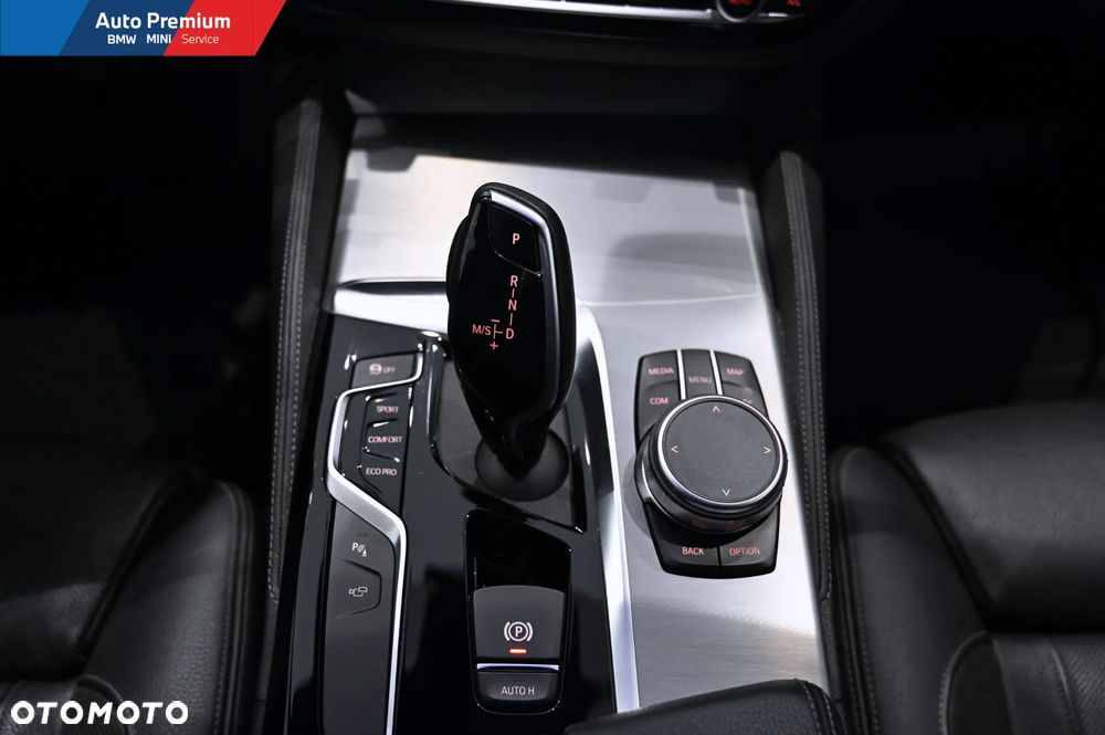 BMW Seria 5 540i xDrive - 18