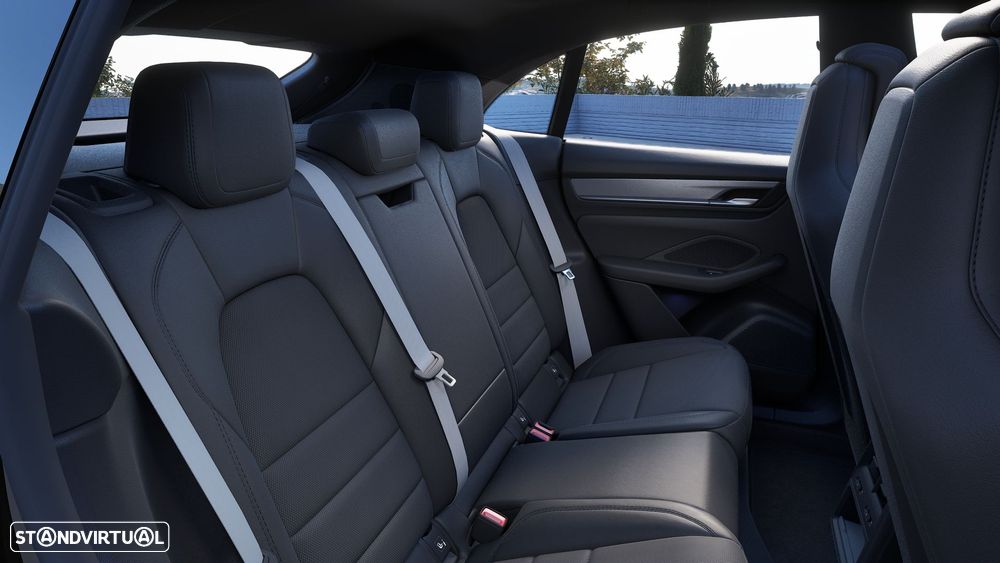 Porsche Macan Electric 4 - 10