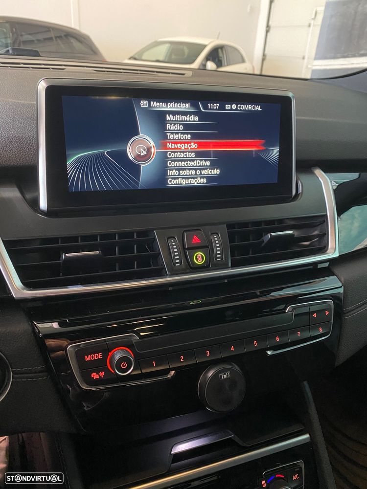 BMW 218 Active Tourer d Line Sport - 15