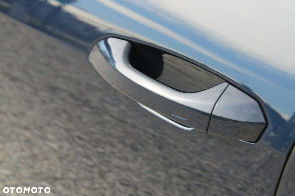 Audi A6 Avant - 16