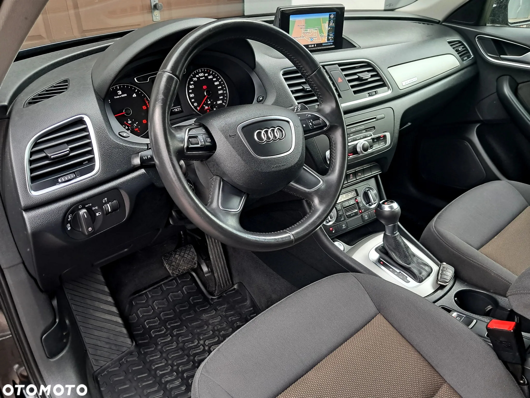 Audi Q3 2.0 TDI Quattro S tronic - 19