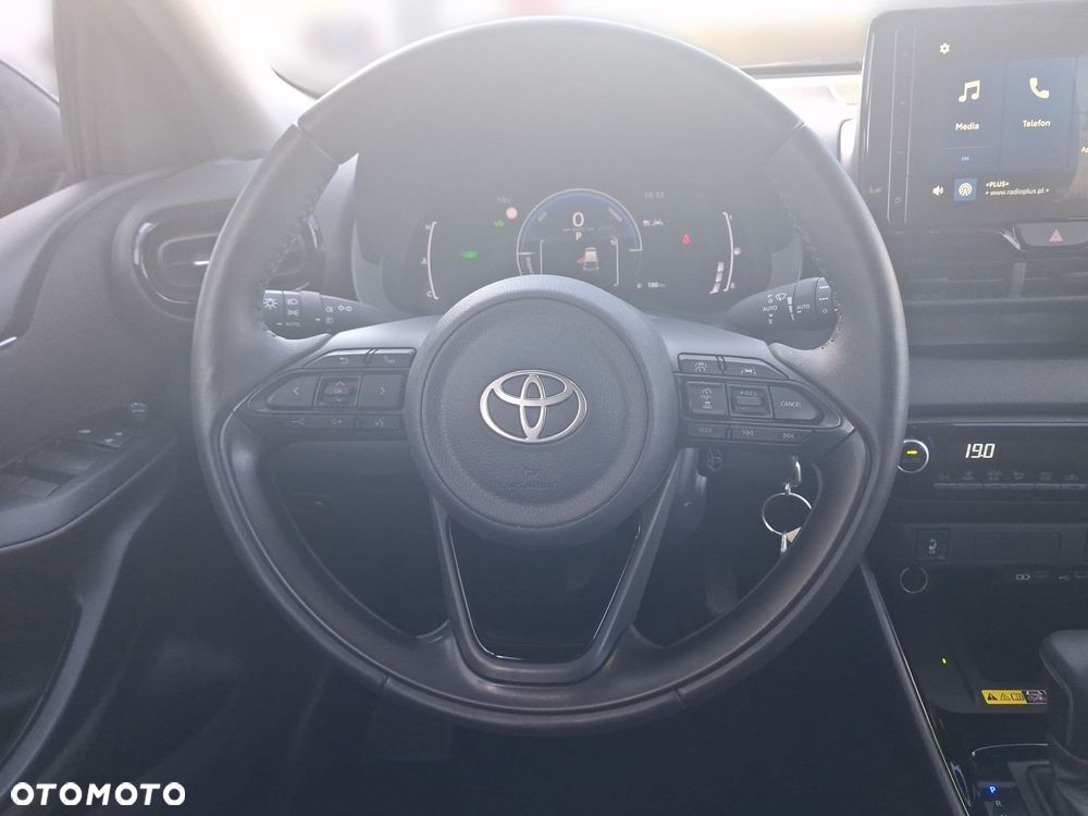 Toyota Yaris Hybrid 1.5 Style - 13