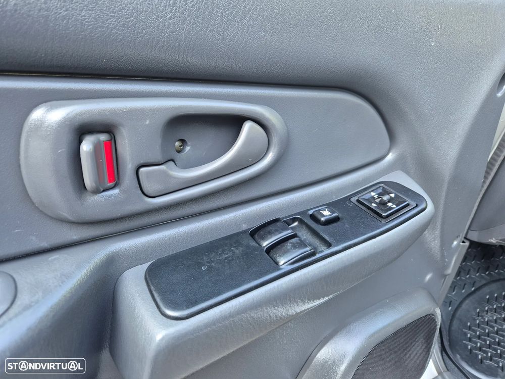 Mitsubishi L200 Cab. Simples 4X4 - 10