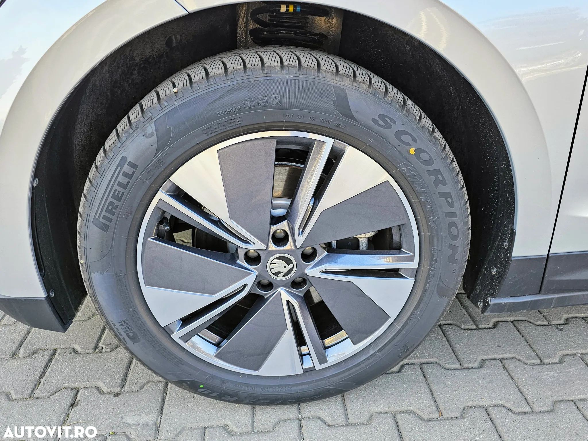 Skoda Enyaq iV Electric 80 - 15