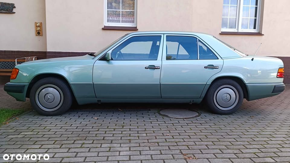 Mercedes-Benz W124 (1984-1993) - 2