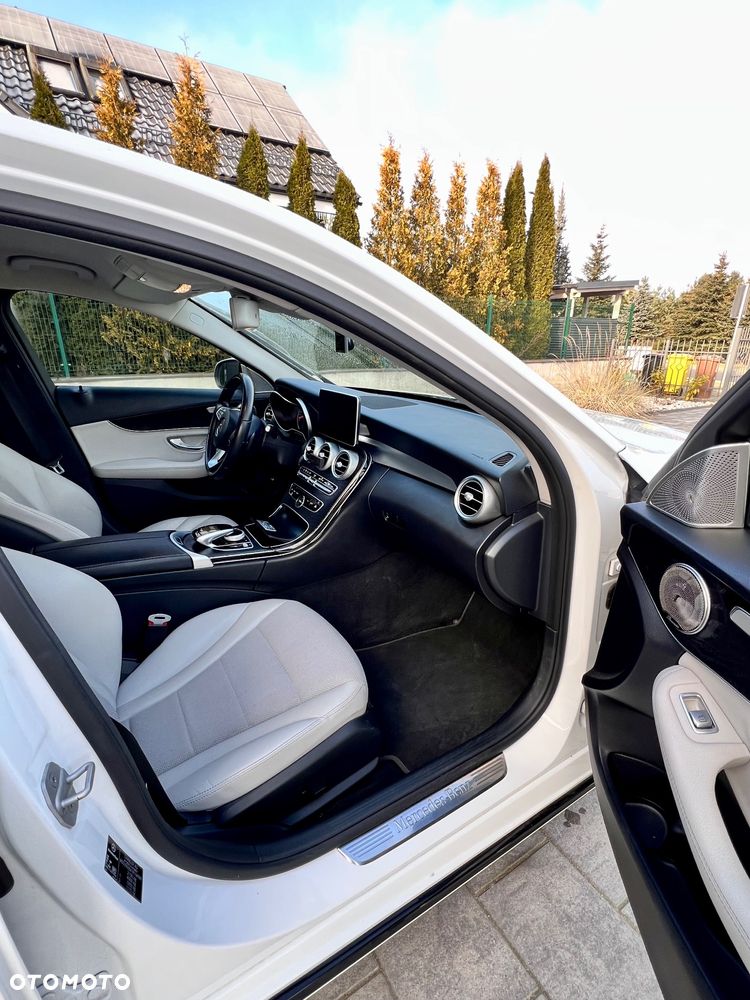 Mercedes-Benz Klasa C 220 (BlueTEC) d 7G-TRONIC - 13