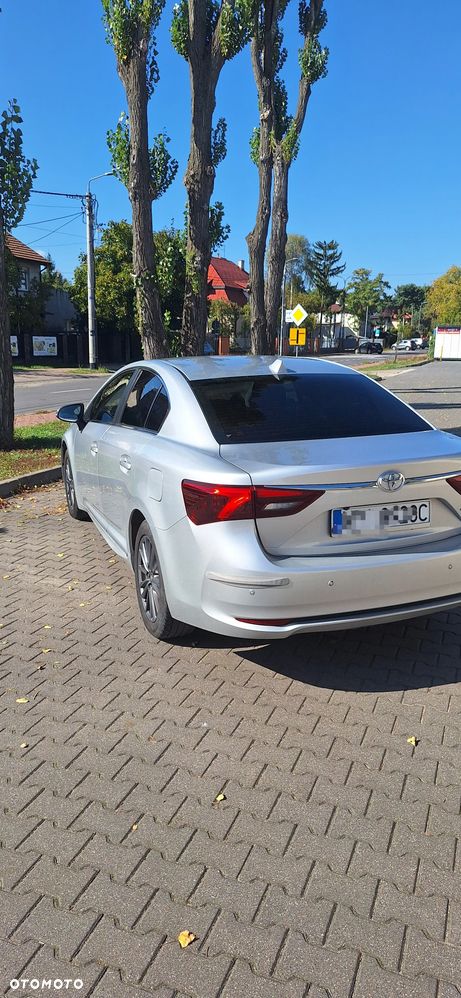Toyota Avensis - 14
