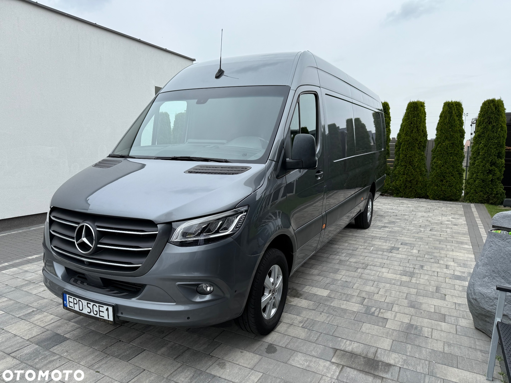 Mercedes-Benz Sprinter 319 cdi xxl .2.8 hak pełne wyposażenie - 2