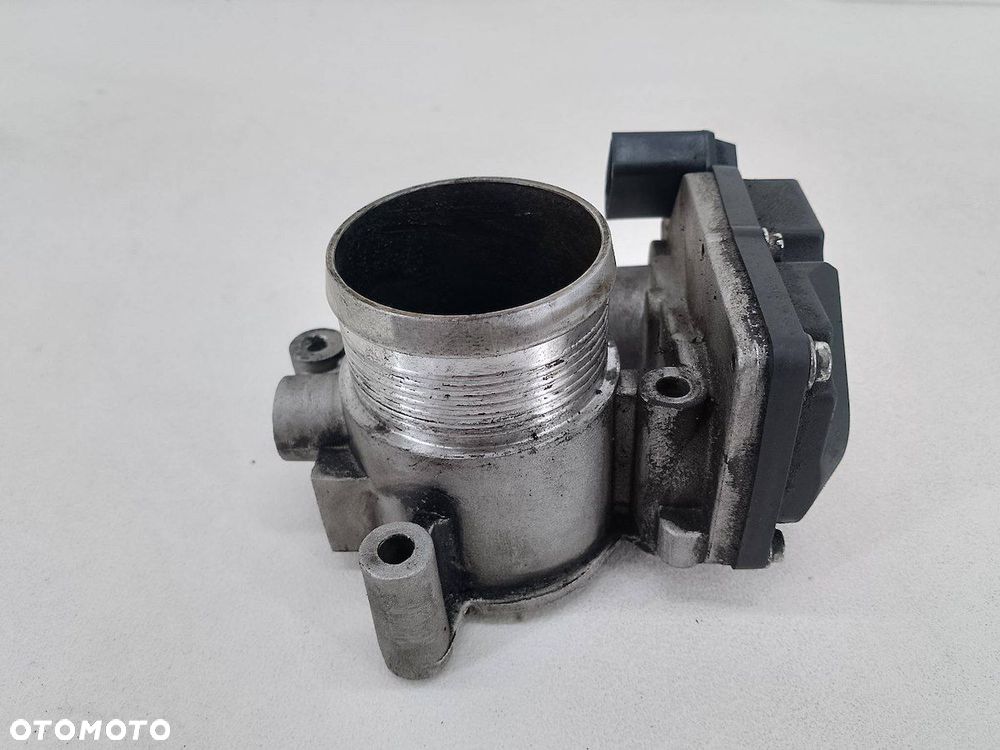 PRZEPUSTNICA VW PASSAT B6 2.0 TDI 46130 - 5