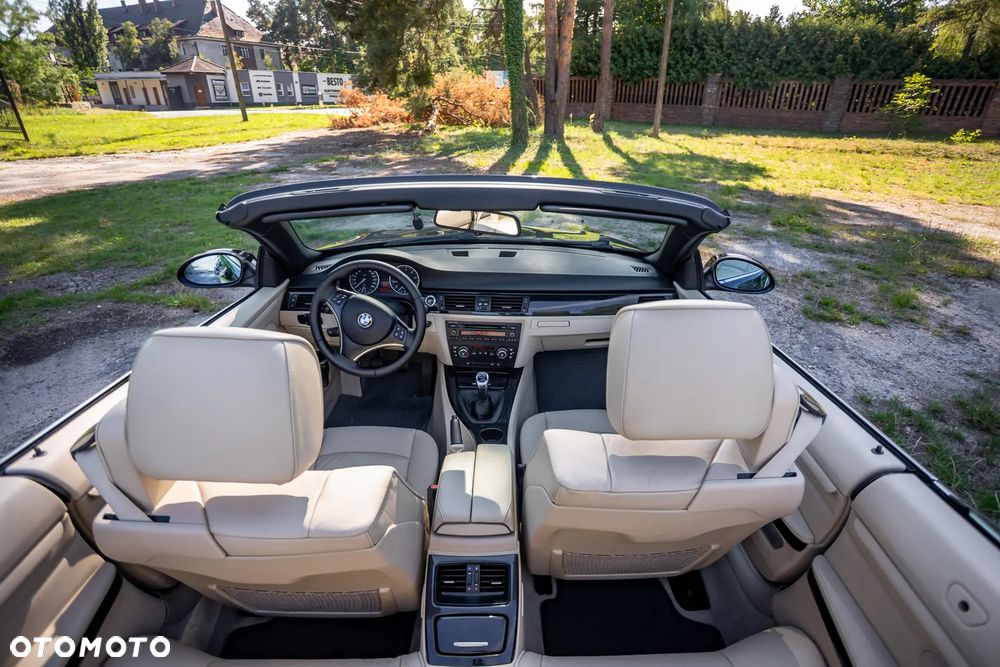 BMW Seria 3 320i Edition Exclusive - 22