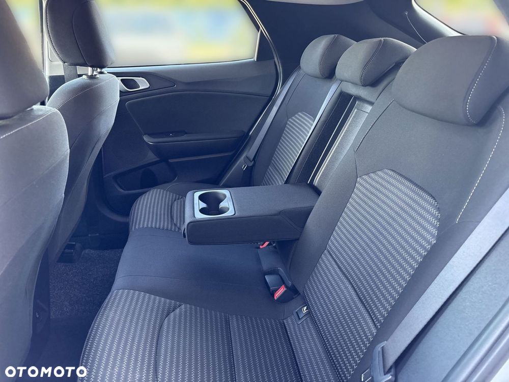 Kia XCeed 1.5 T-GDI M DCT - 16