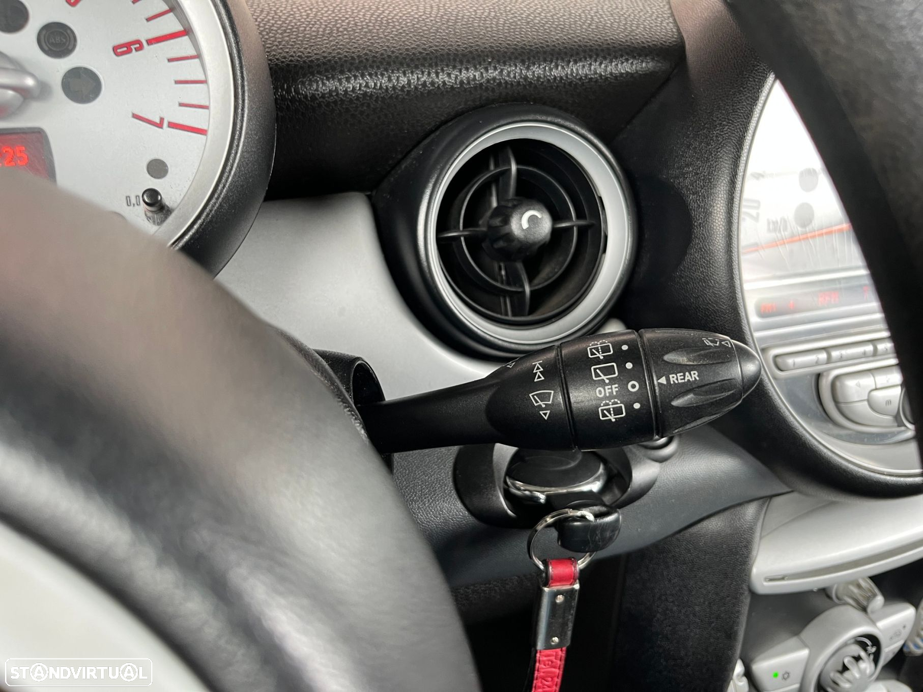 MINI Clubman Cooper D - 18