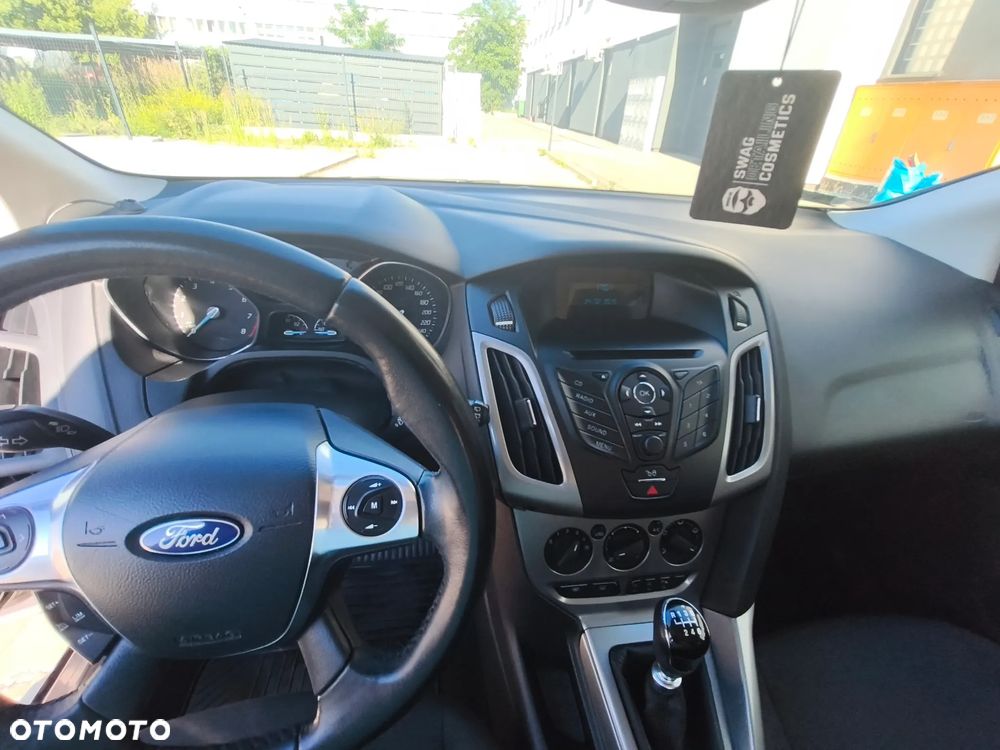 Ford Focus 1.6 EcoBoost Trend - 20