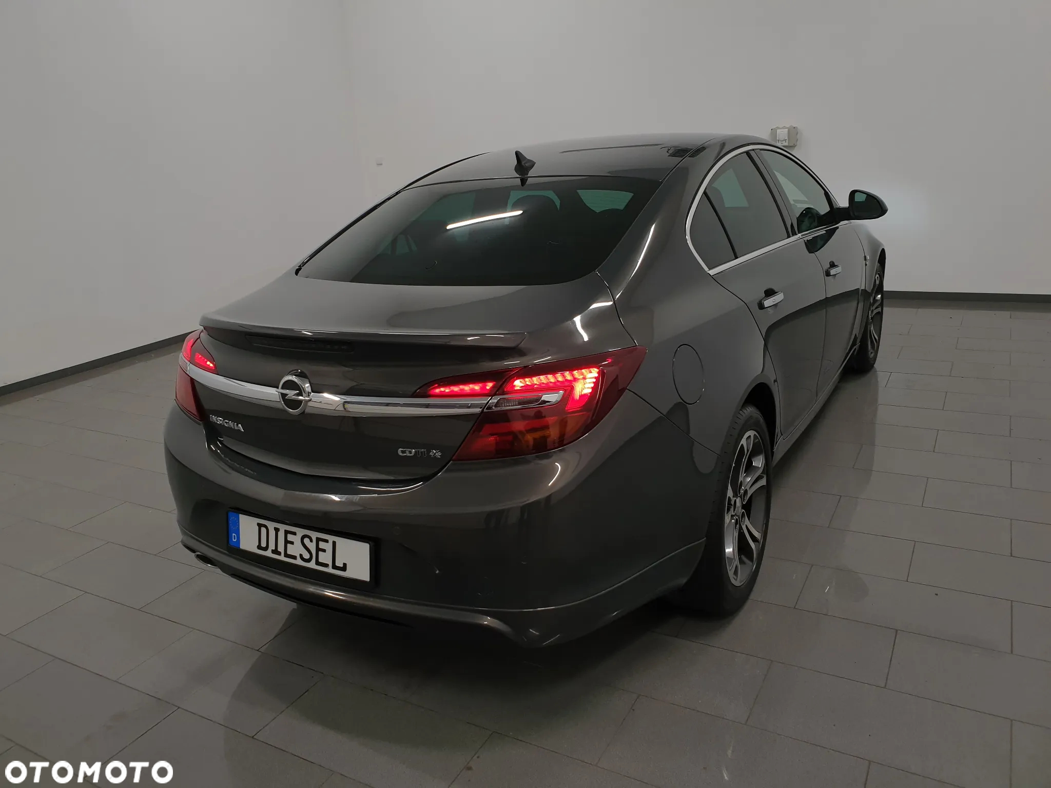 Opel Insignia 2.0 CDTI Cosmo 4x4 S&S - 32