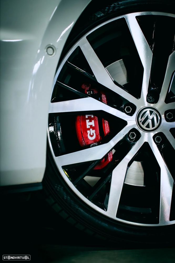 VW Golf 2.0 TSi GTi DSG Performance - 8