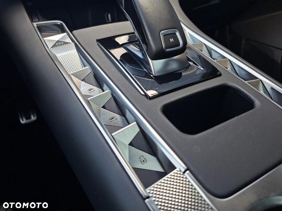 DS Automobiles DS 7 Crossback - 29
