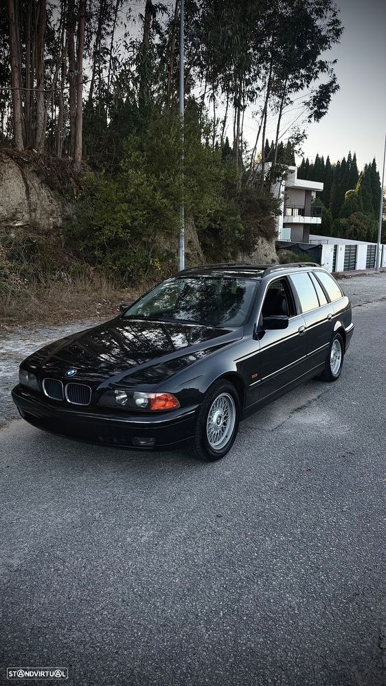 BMW 525 tds Touring - 1