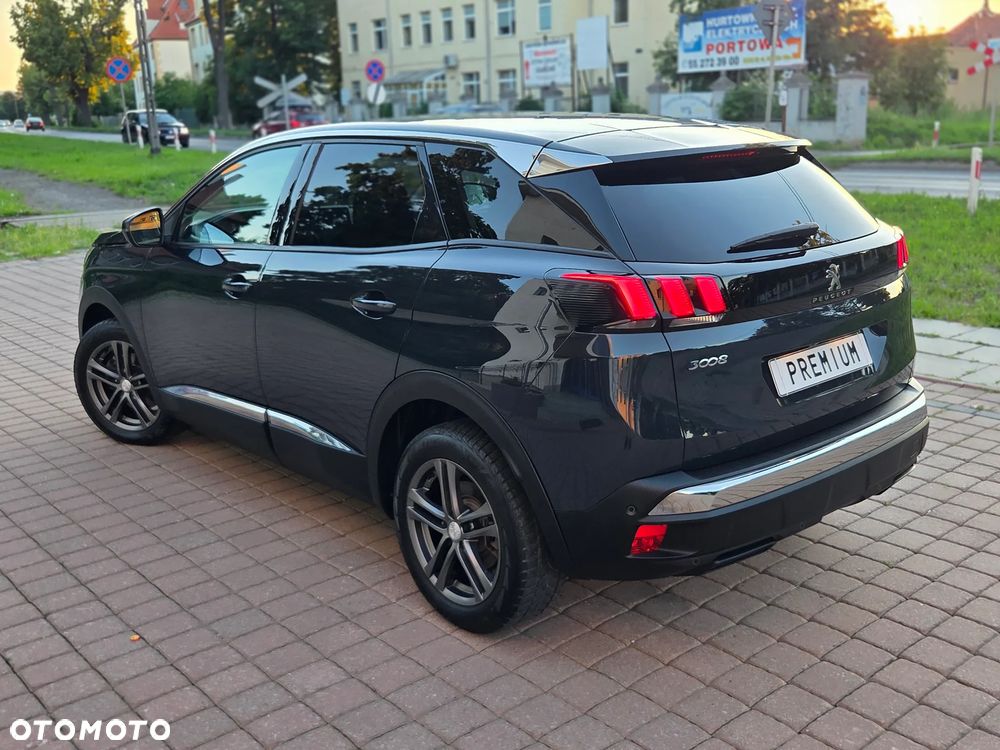 Peugeot 3008 BlueHDi 130 Stop & Start EAT8 Allure - 23