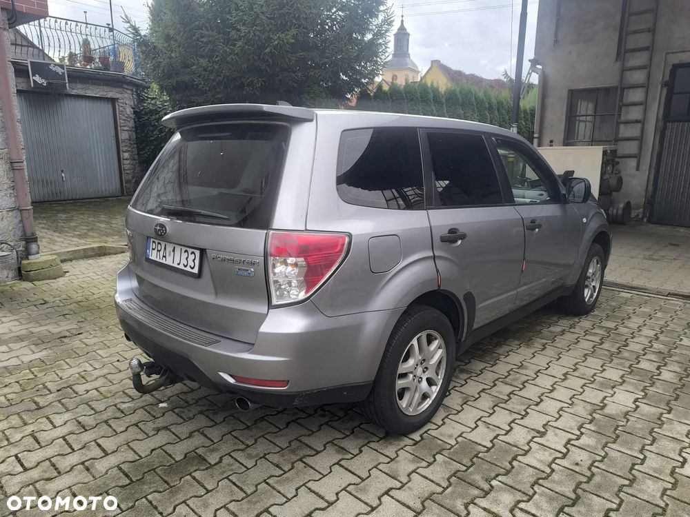Subaru Forester 2.0D XA 000 Euro5 - 4