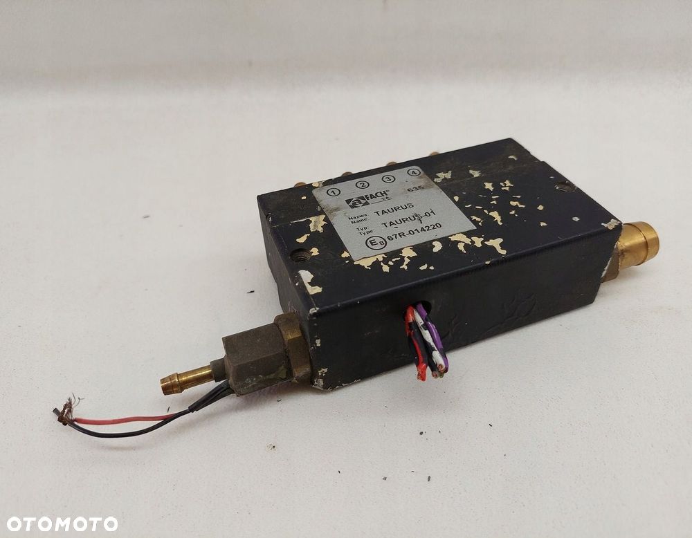 LISTWA WTRYSKOWA GAZU LPG 67R014220 - 3