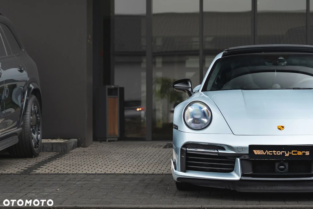 Porsche 911 Turbo S - 11