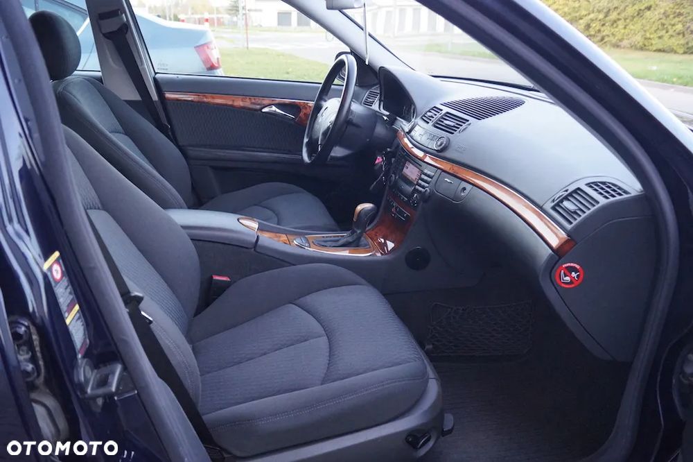 Mercedes-Benz Klasa E 200 Kompressor Automatik Elegance - 13