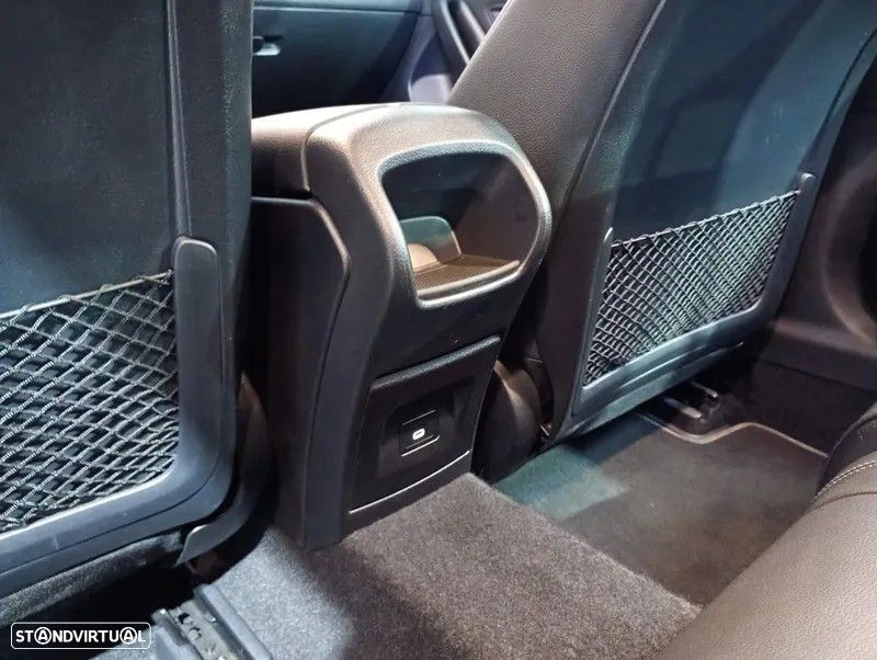 Mercedes-Benz A 250 e - 20