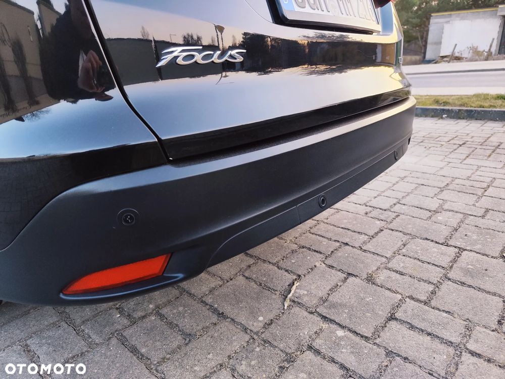 Ford Focus SW 1.0 EcoBoost Titanium - 11
