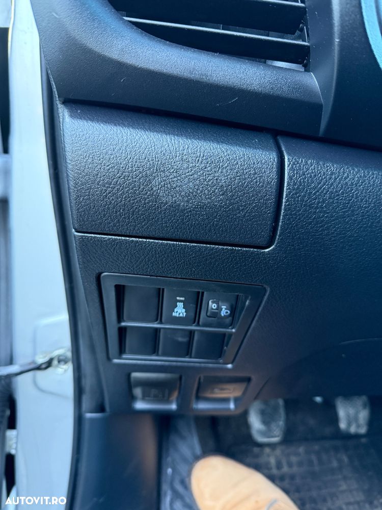 Toyota Hilux 4x4 Double Cab M/T Comfort - 20