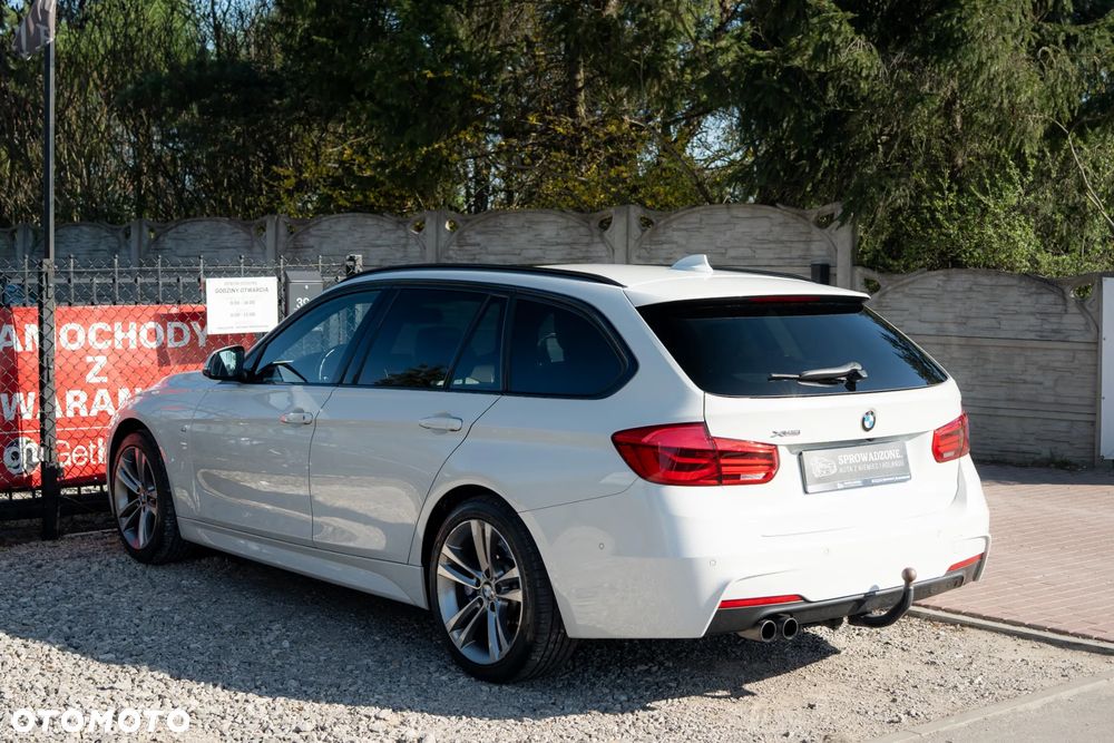 BMW Seria 3 320i xDrive Edition M Sport Shadow - 36