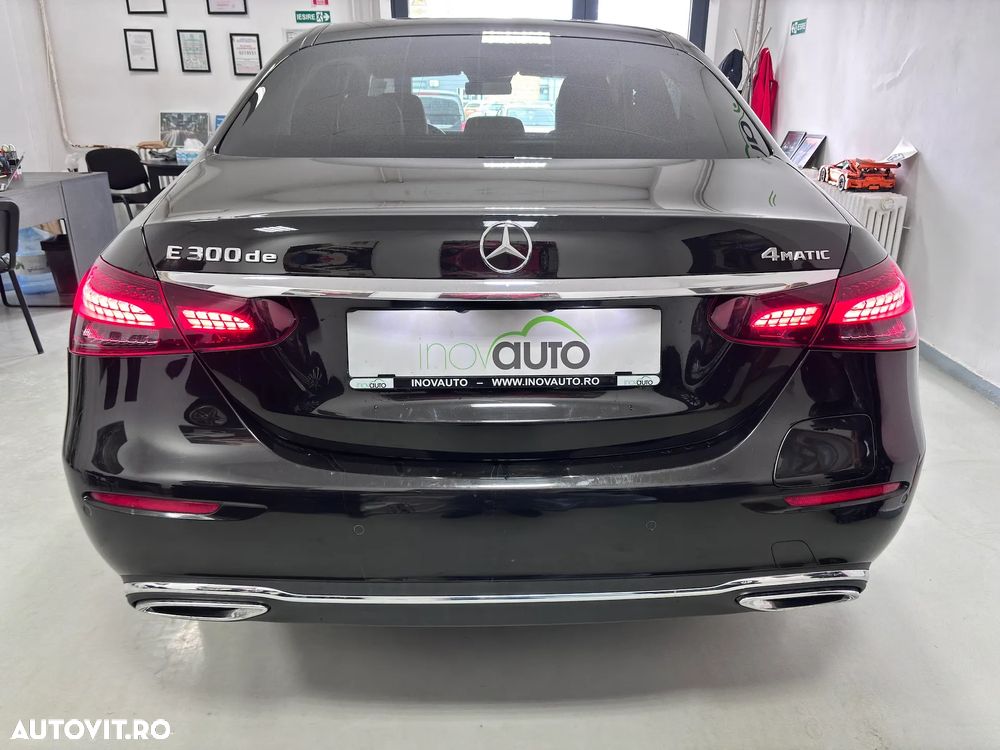 Mercedes-Benz E 300 de 4Matic 9G-TRONIC Avantgarde - 6
