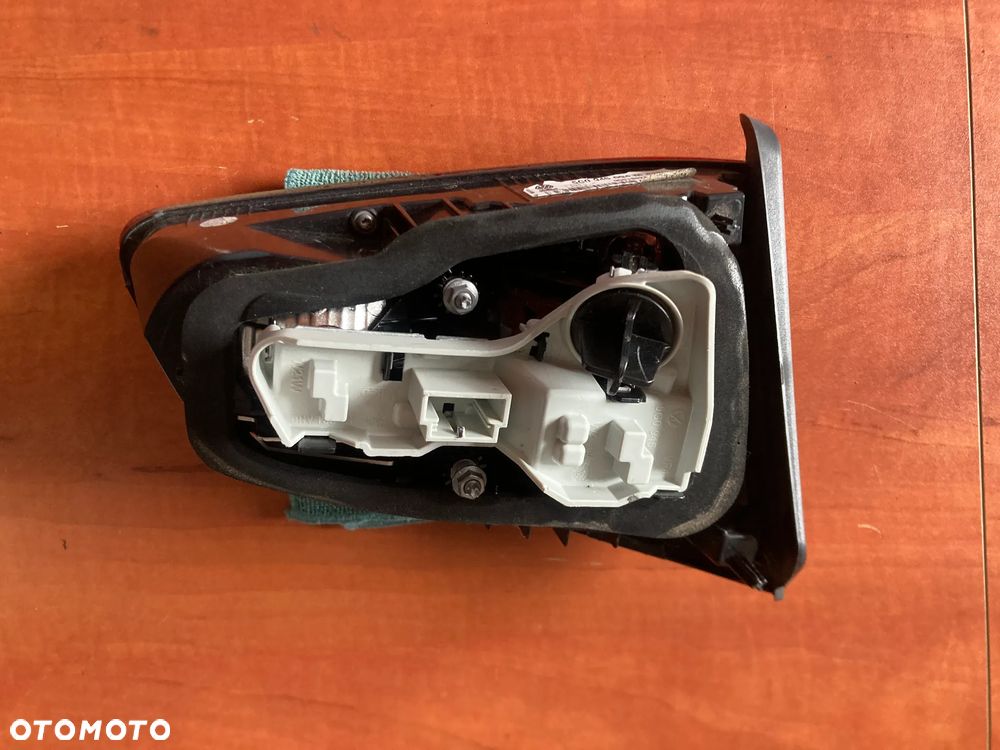 Lampa prawy tył w klapę VW Volkswagen Golf VII 5G0945093M - 3