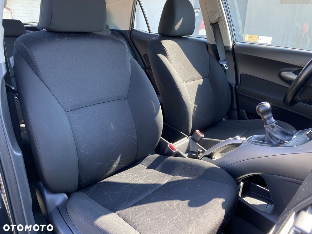 Toyota Auris - 7
