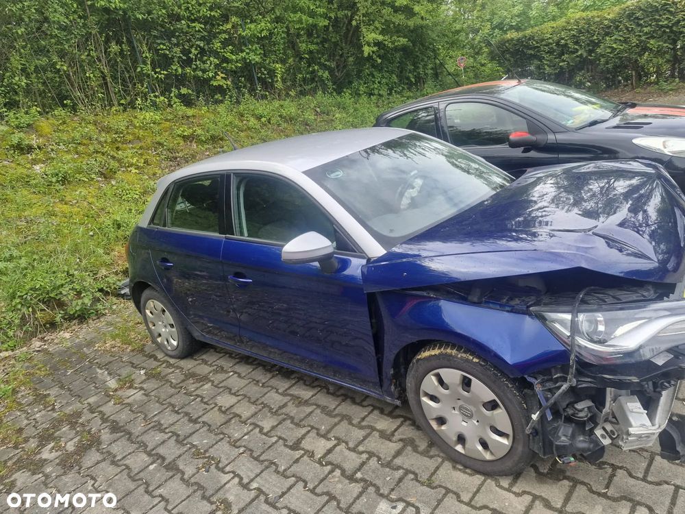Audi A1 Sportback 1.6 TDI admired - 18