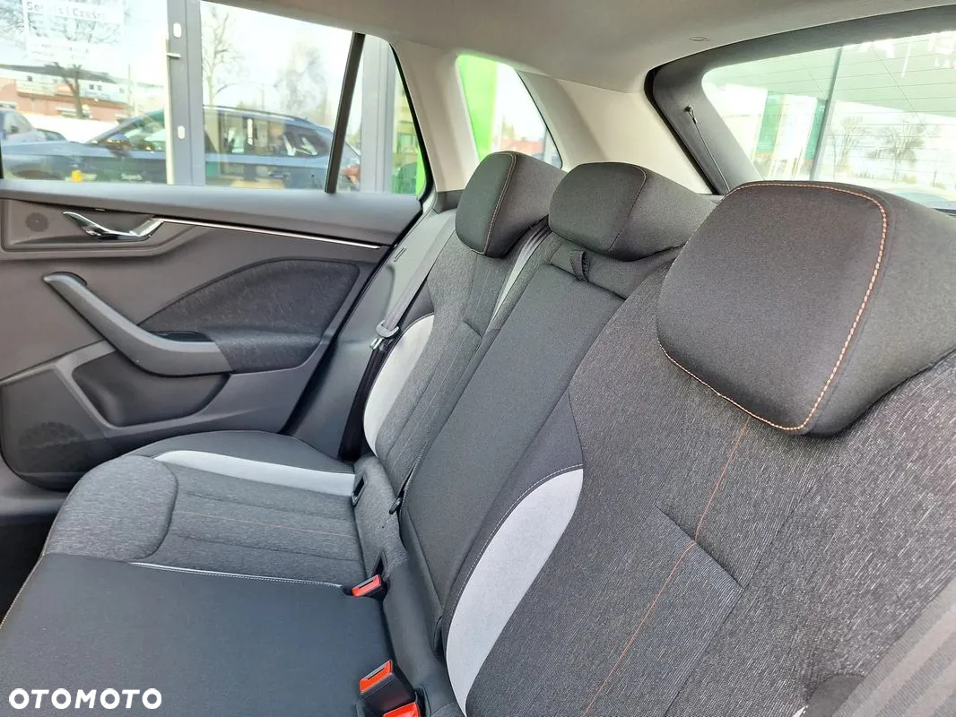 Skoda Kamiq 1.0 TSI Essence - 3