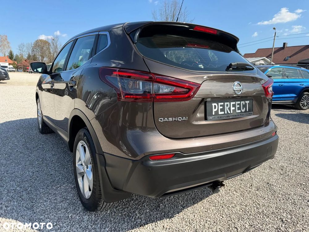 Nissan Qashqai 1.3 DIG-T DCT N-TEC - 8