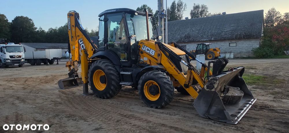 JCB 3CX Contractor - 1