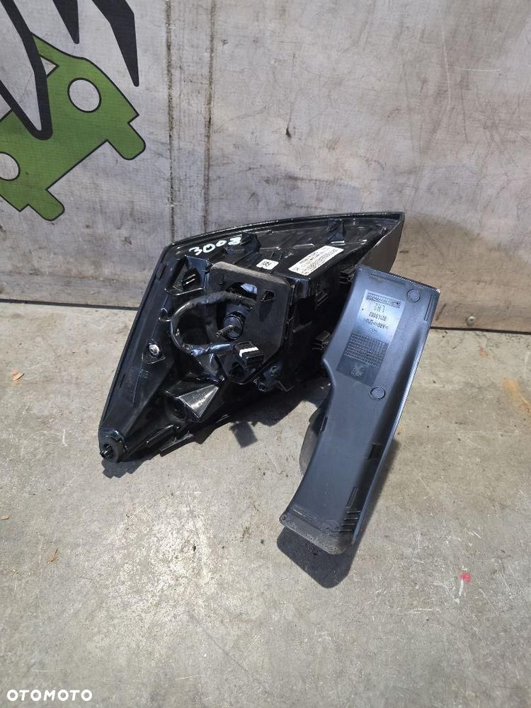 PEUGEOT 3008 II LIFT LAMPA LEWA TYŁ 9836231280 - 5