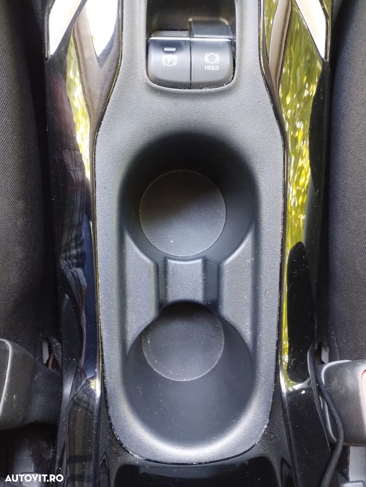 Toyota Corolla 1.6 Valvematic Sol - 22