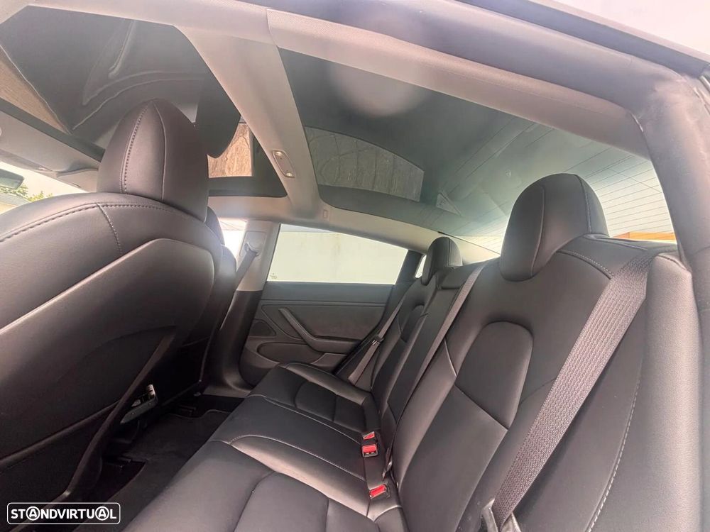 Tesla Model 3 Long Range AWD Dual Motor Performance - 9