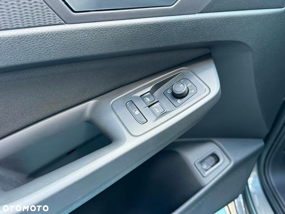 Ford transit-connect Van Limited 1.5 PHEV 150KM POWERSHIFT A6 FWD - 28