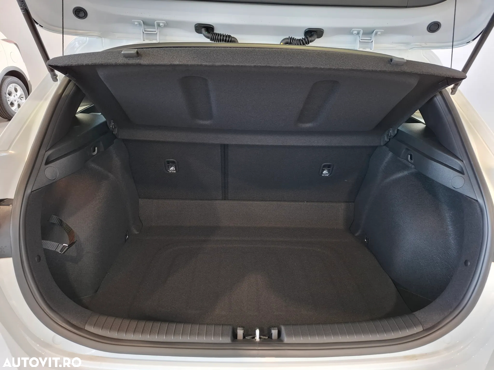 Kia Ceed 1.5 T-GDI 6MT Best - 26