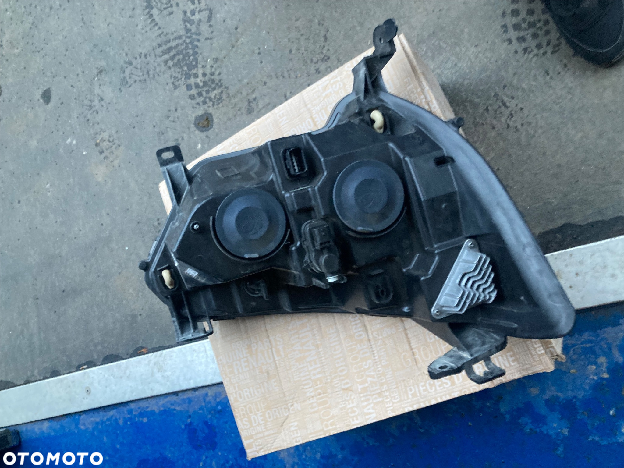 RENAULT MASTER 3 III LIFT 4 IV LAMPA PRZEDNIA LEWA REFLEKTOR LEWY PRZÓD przedni LED Ledowa  Wwa - 10