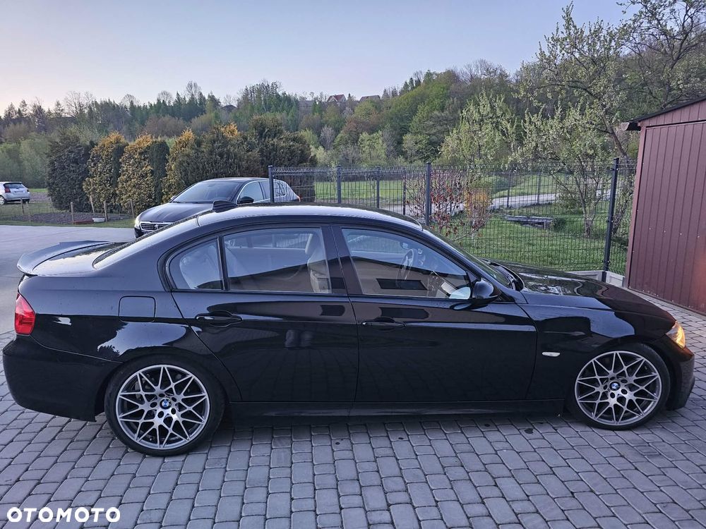 BMW Seria 3 325i - 2