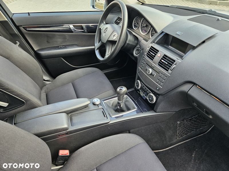 Mercedes-Benz Klasa C - 7